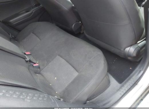 Toyota  - C-Hr  - 2018 - Silver - 41236655