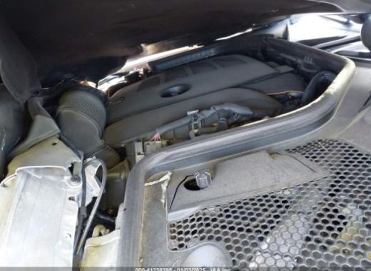 Mercedes - C300 - 2019 - Gold - 41238395