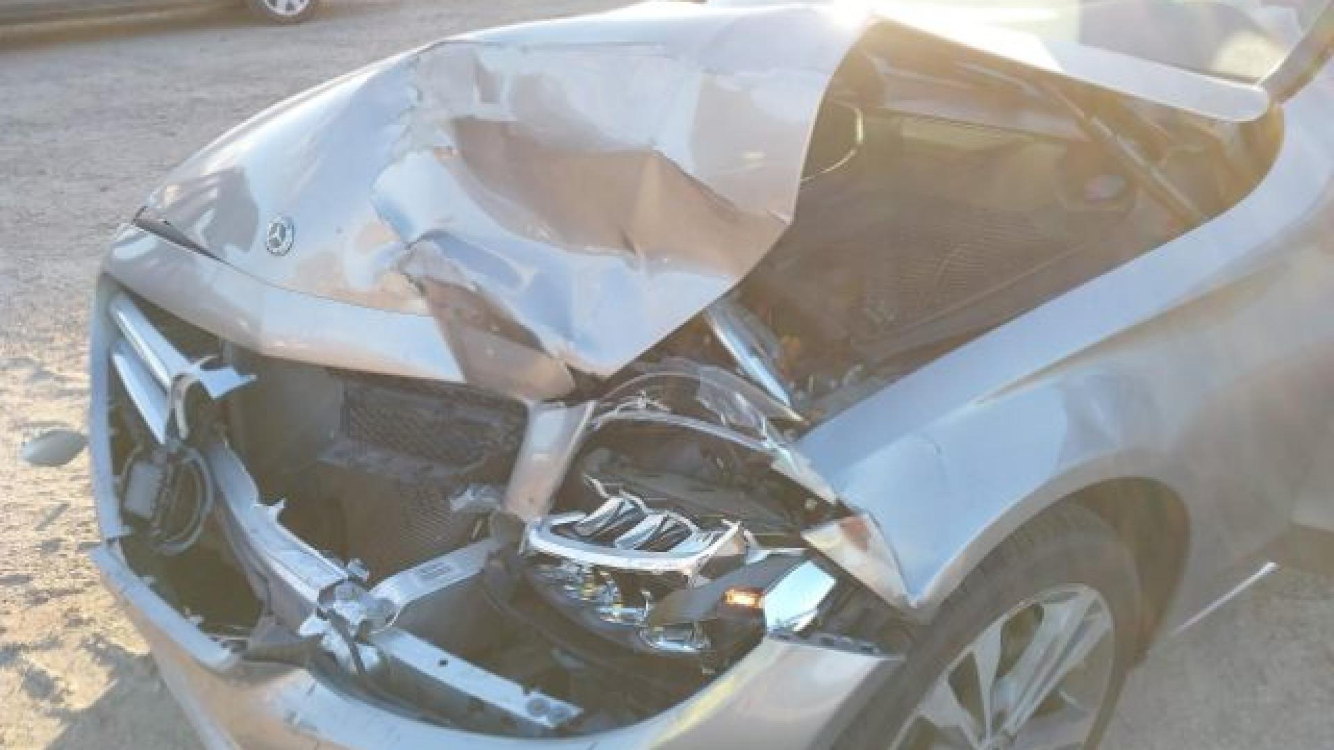 Mercedes - C300 - 2019 - Gold - 41238395