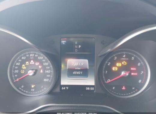 Mercedes - Glc300 - 2019 - Black - 41239602