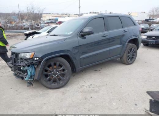 Jeep  - Grand Cherokee - 2017 - Navyblue - 41240705