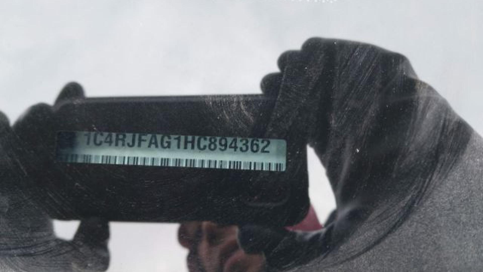 Jeep  - Grand Cherokee - 2017 - Navyblue - 41240705