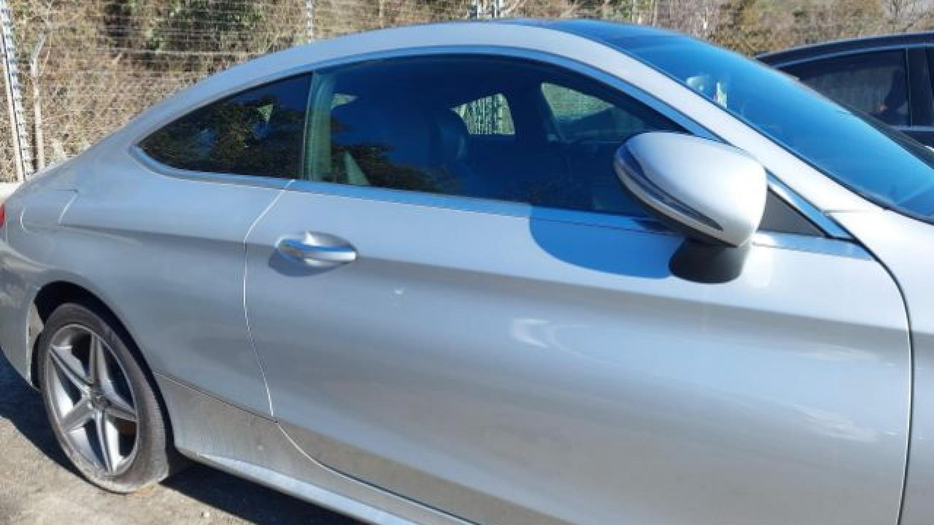 Mercedes - C300 - 2018 - Silver - 41244896