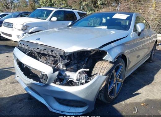 Mercedes - C300 - 2018 - Silver - 41244896