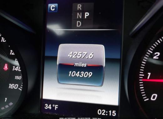 Mercedes - Glc300 - 2018 - Black - 41257095