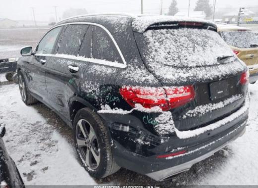 Mercedes - Glc300 - 2018 - Black - 41257095