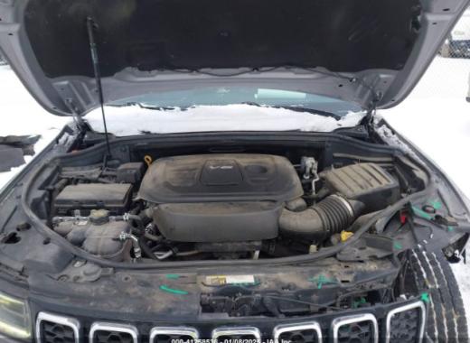 Jeep  - Grand Cherokee - 2017 - Silver - 41258536