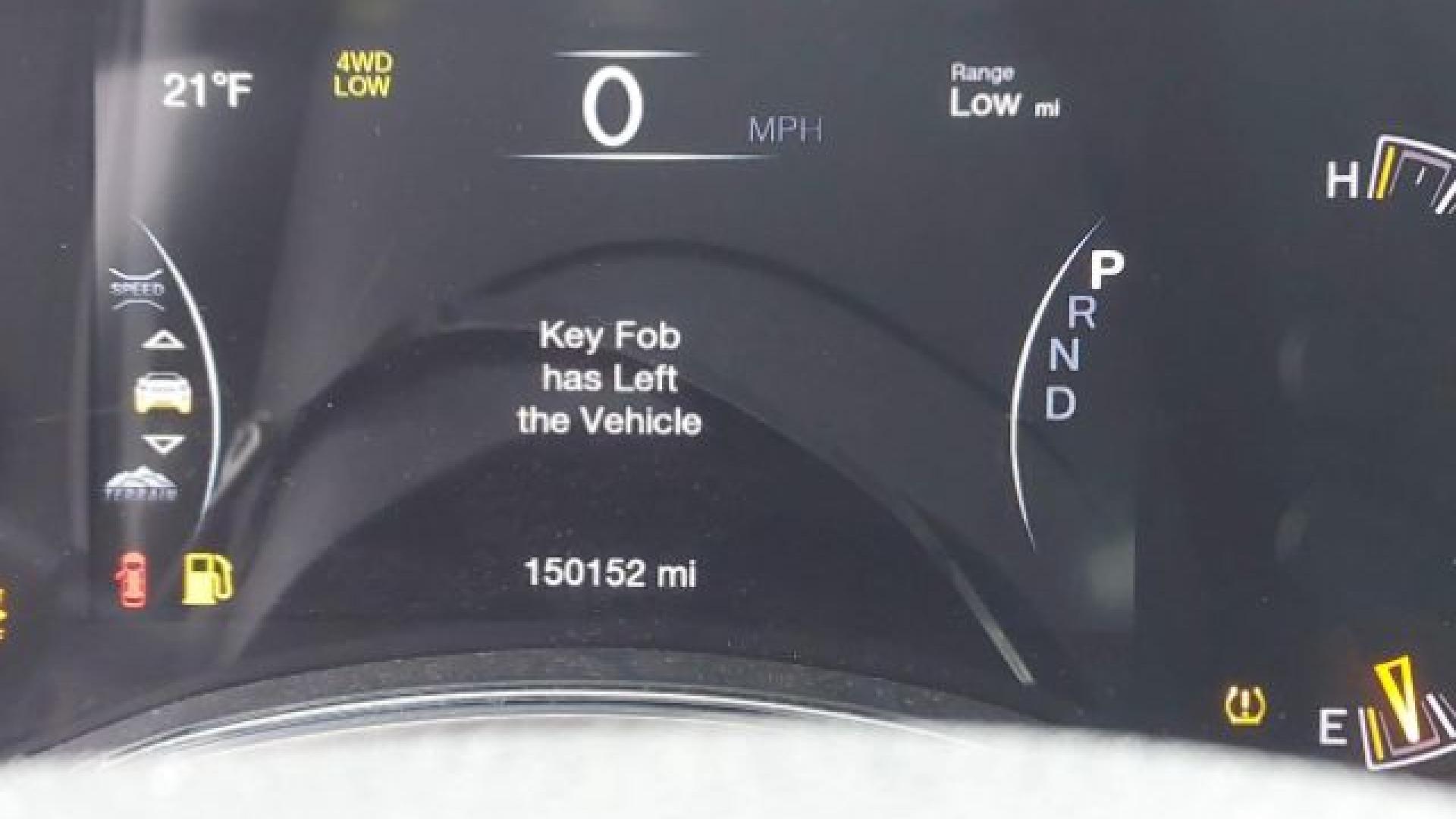 Jeep  - Grand Cherokee - 2017 - Silver - 41258536