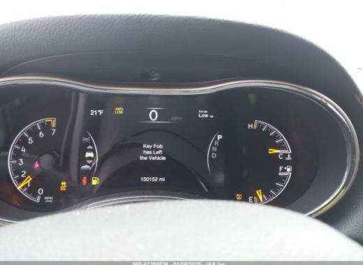 Jeep  - Grand Cherokee - 2017 - Silver - 41258536