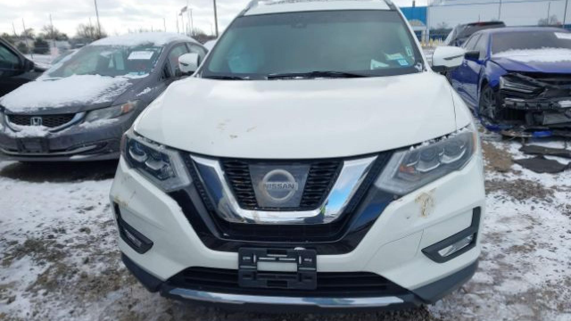 Nissan  - Rogue - 2017 - Grey - 41274444