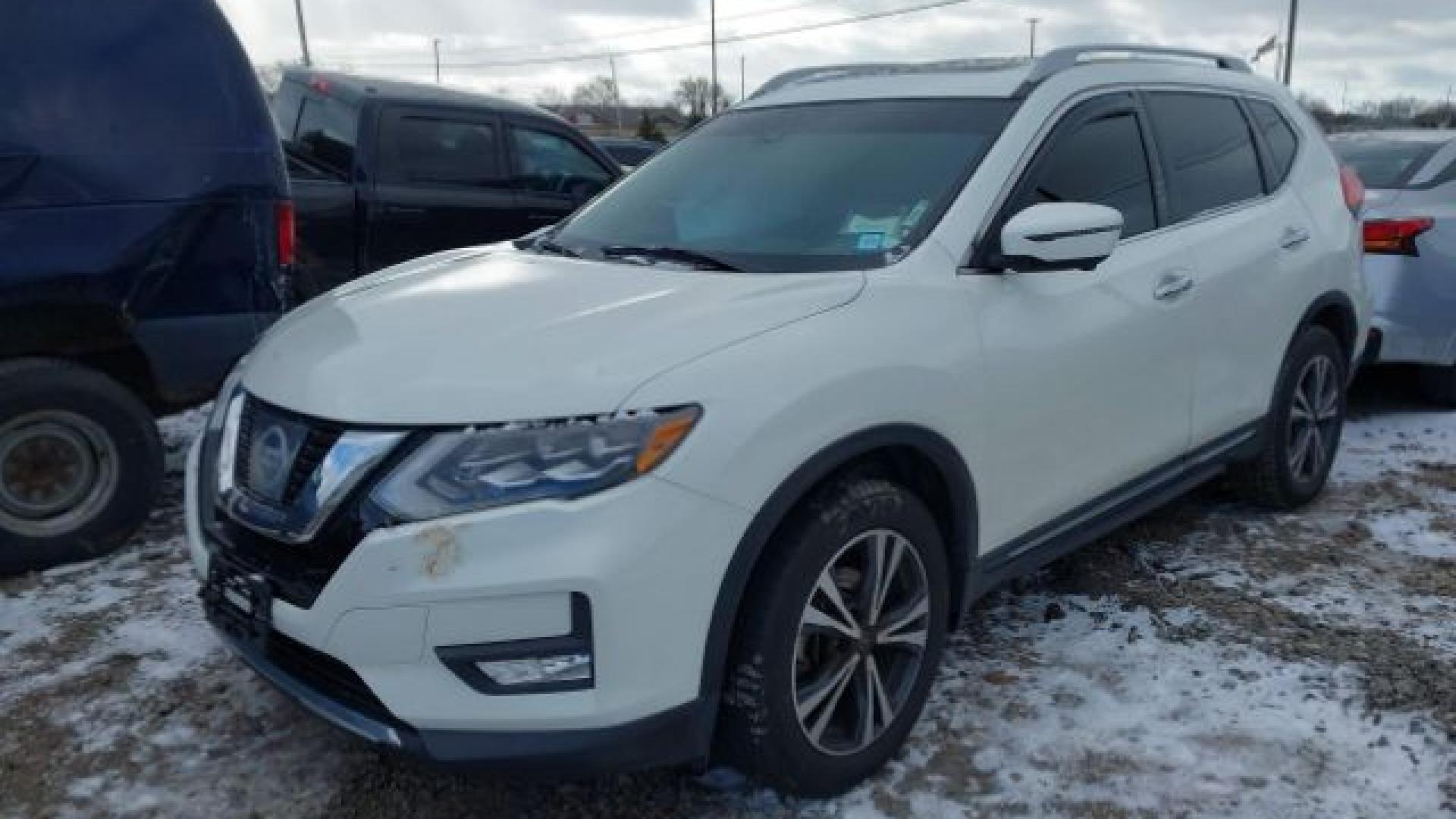 Nissan  - Rogue - 2017 - Grey - 41274444