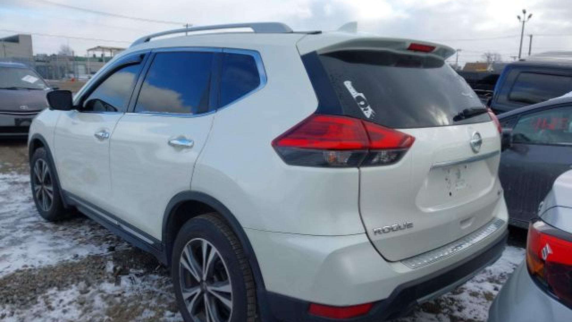 Nissan  - Rogue - 2017 - Grey - 41274444