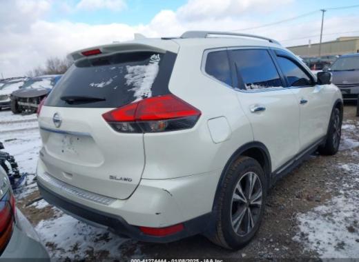 Nissan  - Rogue - 2017 - Grey - 41274444
