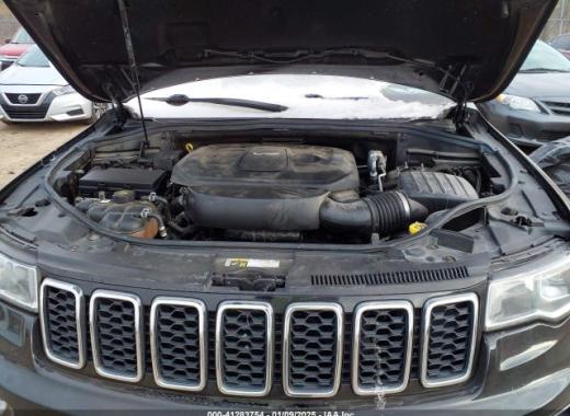 Jeep  - Grand Cherokee - 2017 - Black - 41283754