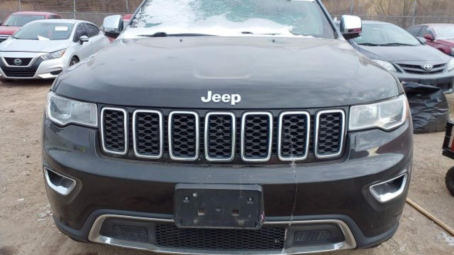 Jeep  - Grand Cherokee - 2017 - Black - 41283754