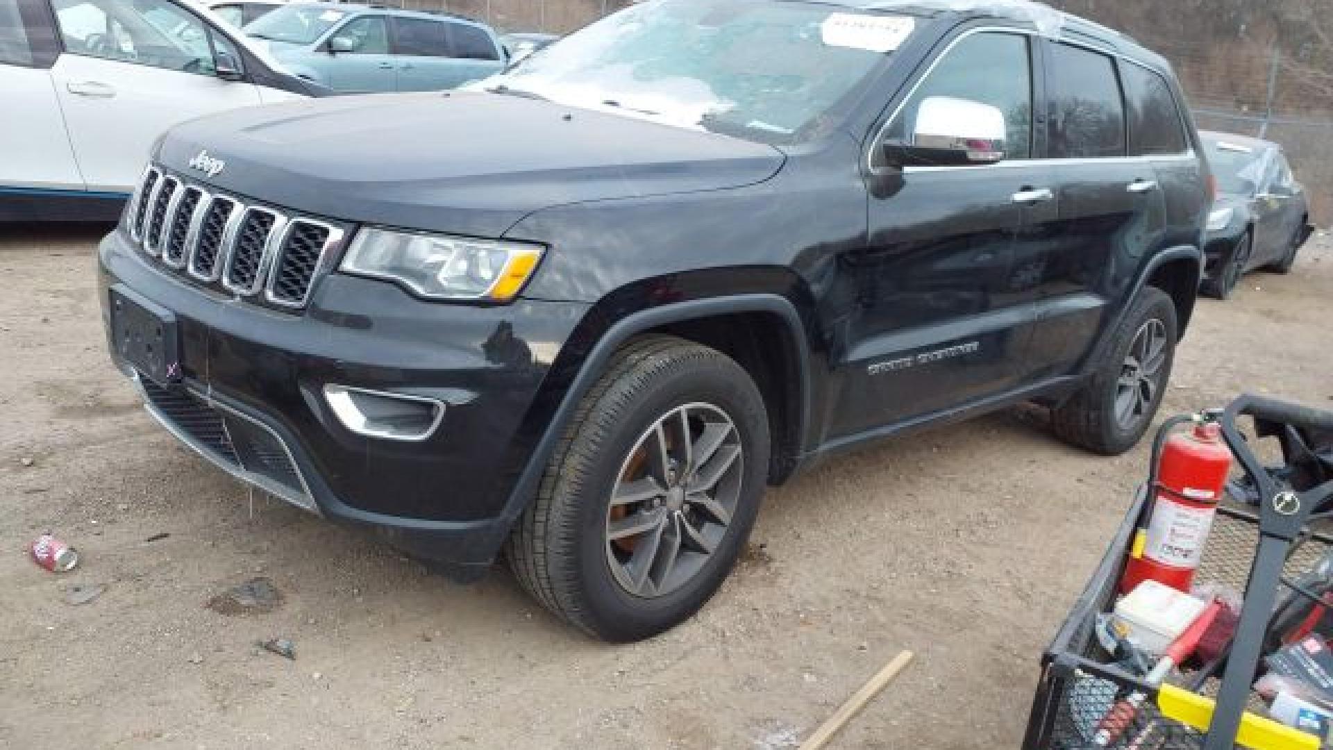 Jeep  - Grand Cherokee - 2017 - Black - 41283754