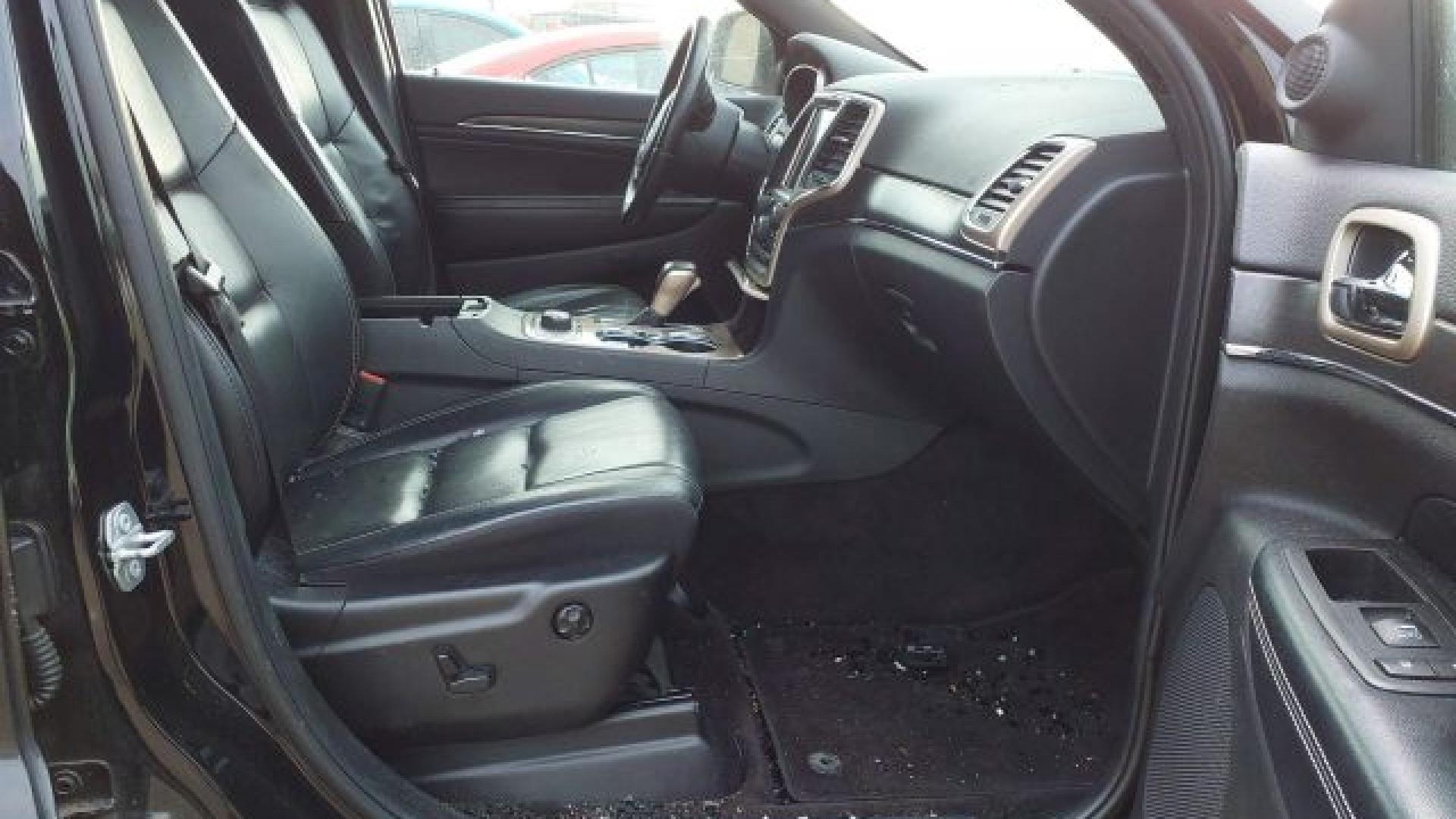 Jeep  - Grand Cherokee - 2017 - Black - 41283754