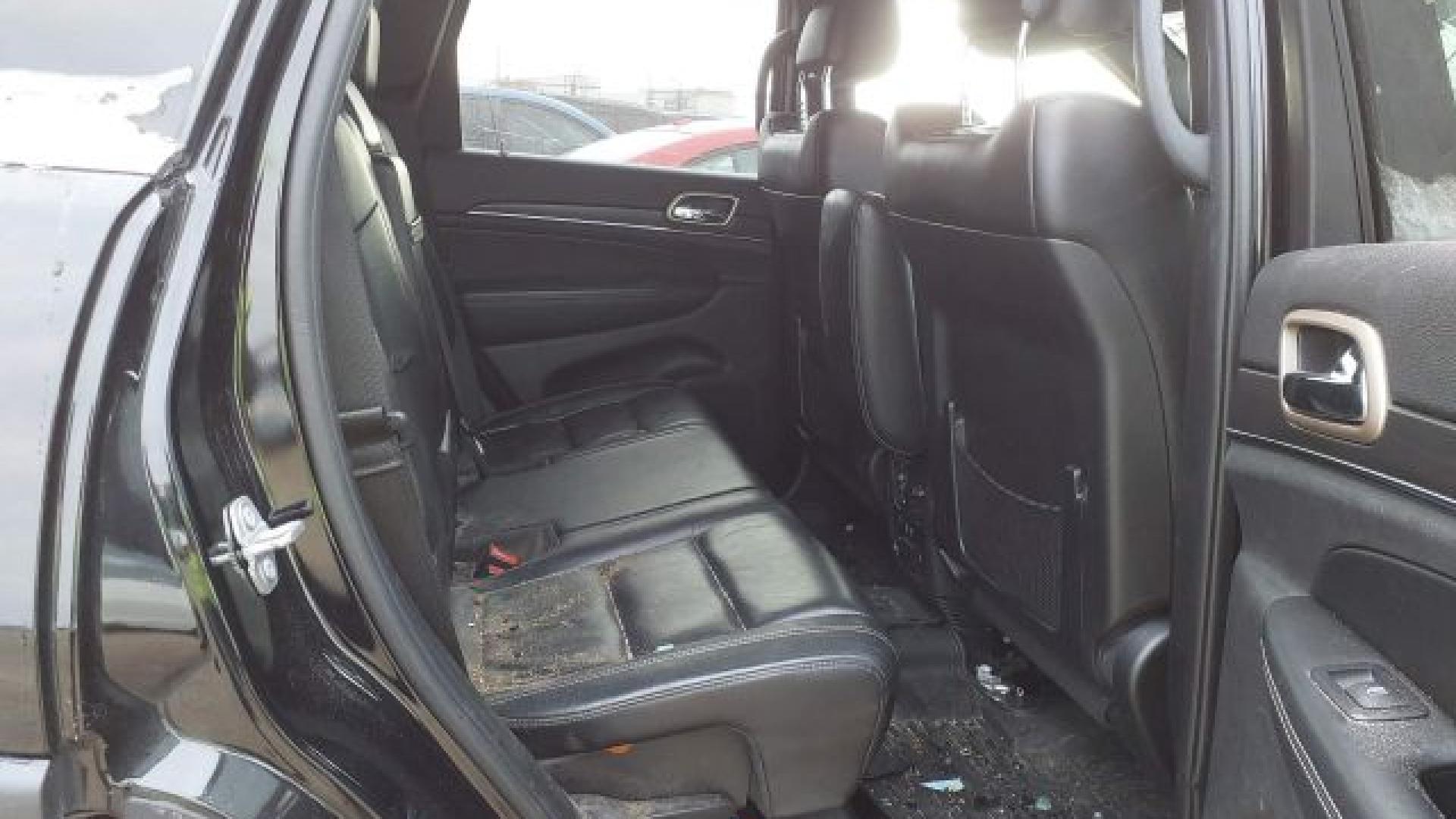 Jeep  - Grand Cherokee - 2017 - Black - 41283754