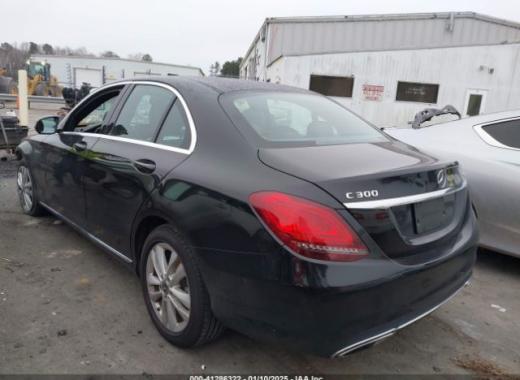 Mercedes - C300 - 2019 - Black - 41286322