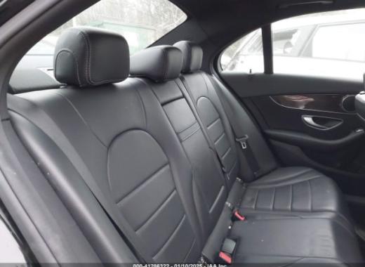 Mercedes - C300 - 2019 - Black - 41286322