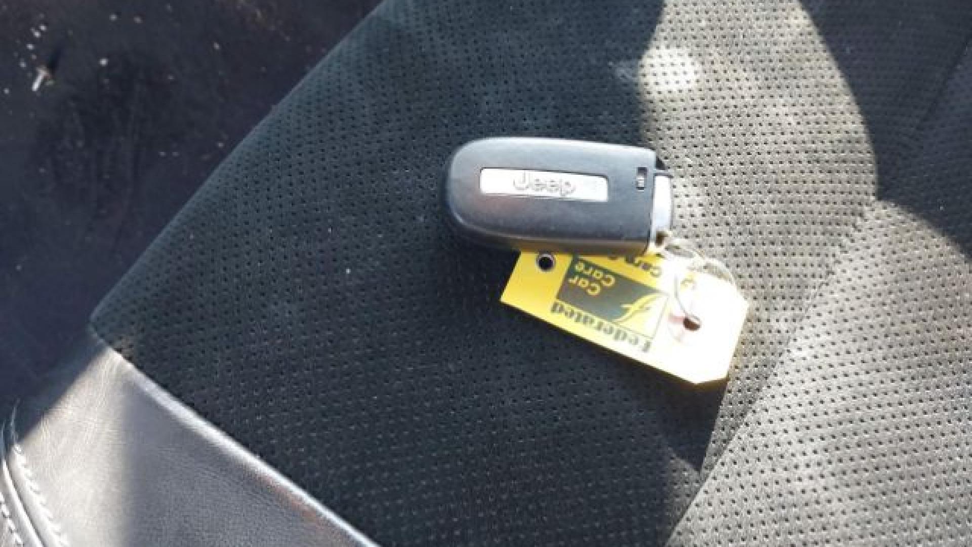 Jeep  - Grand Cherokee - 2018 - Silver - 41289923