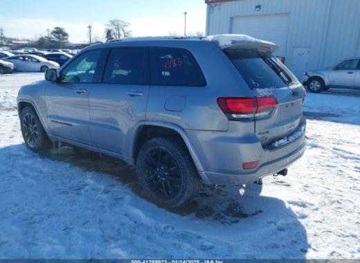 Jeep  - Grand Cherokee - 2018 - Silver - 41289923