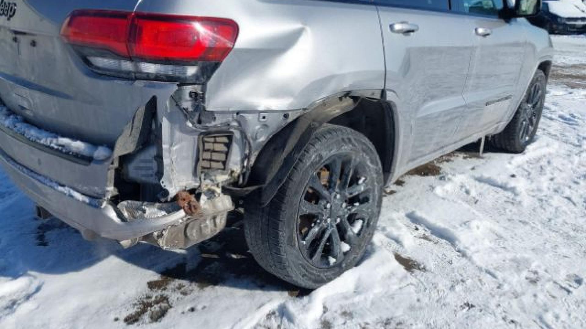Jeep  - Grand Cherokee - 2018 - Silver - 41289923