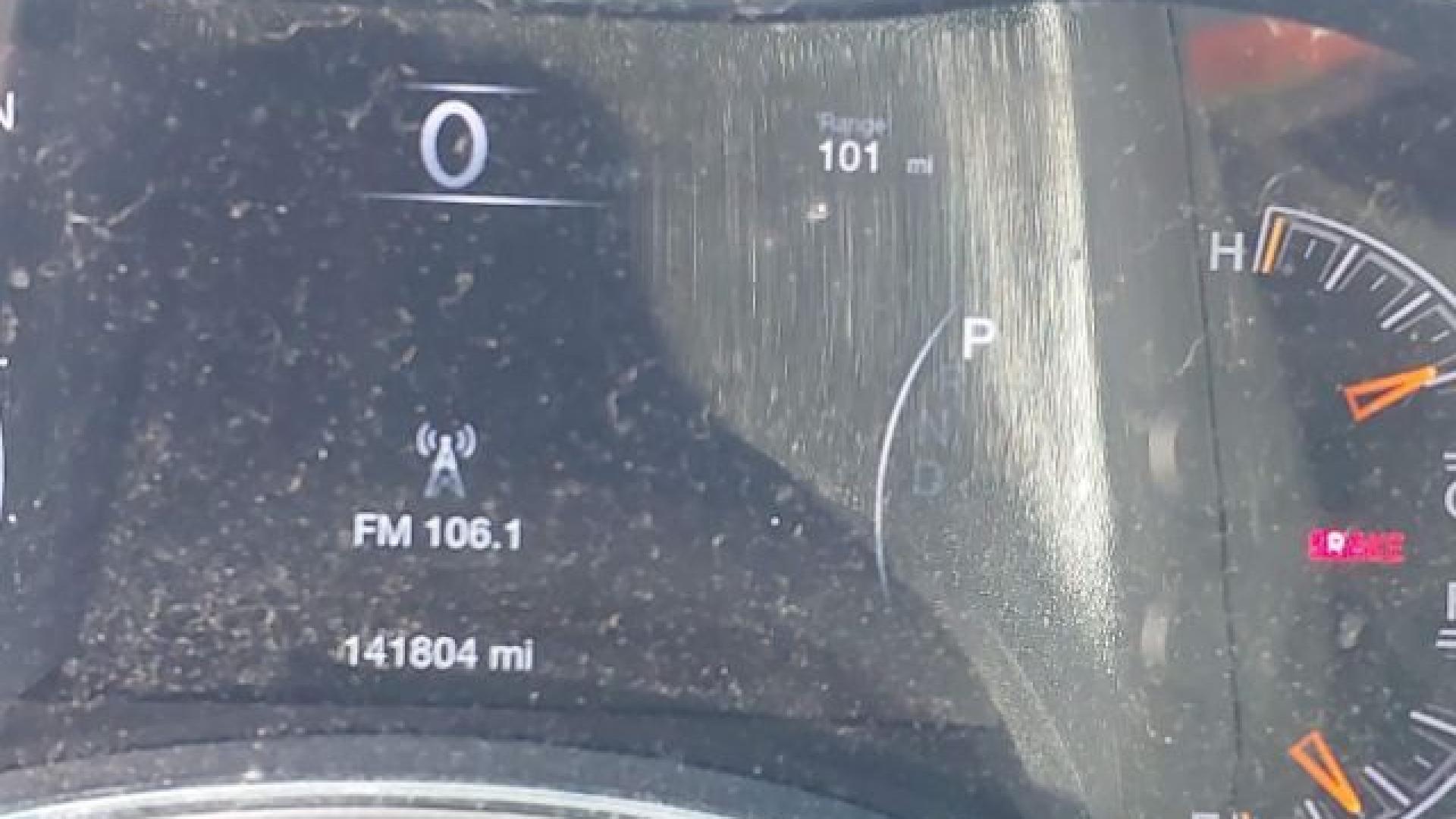 Jeep  - Grand Cherokee - 2018 - Silver - 41289923