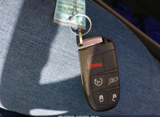 Jeep  - Grand Cherokee - 2017 - Grey - 41294235