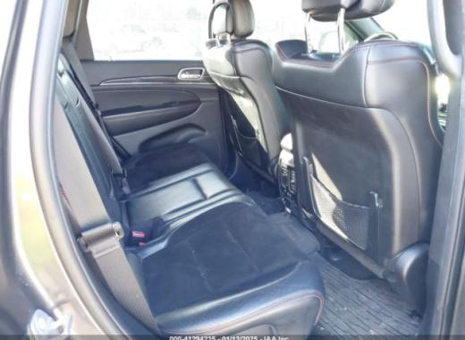 Jeep  - Grand Cherokee - 2017 - Grey - 41294235