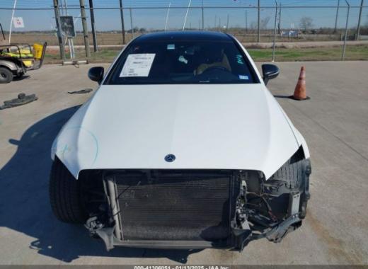 Mercedes - C300 - 2019 - White - 41306051