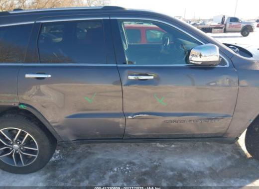 Jeep  - Grand Cherokee - 2017 - Grey - 41330809