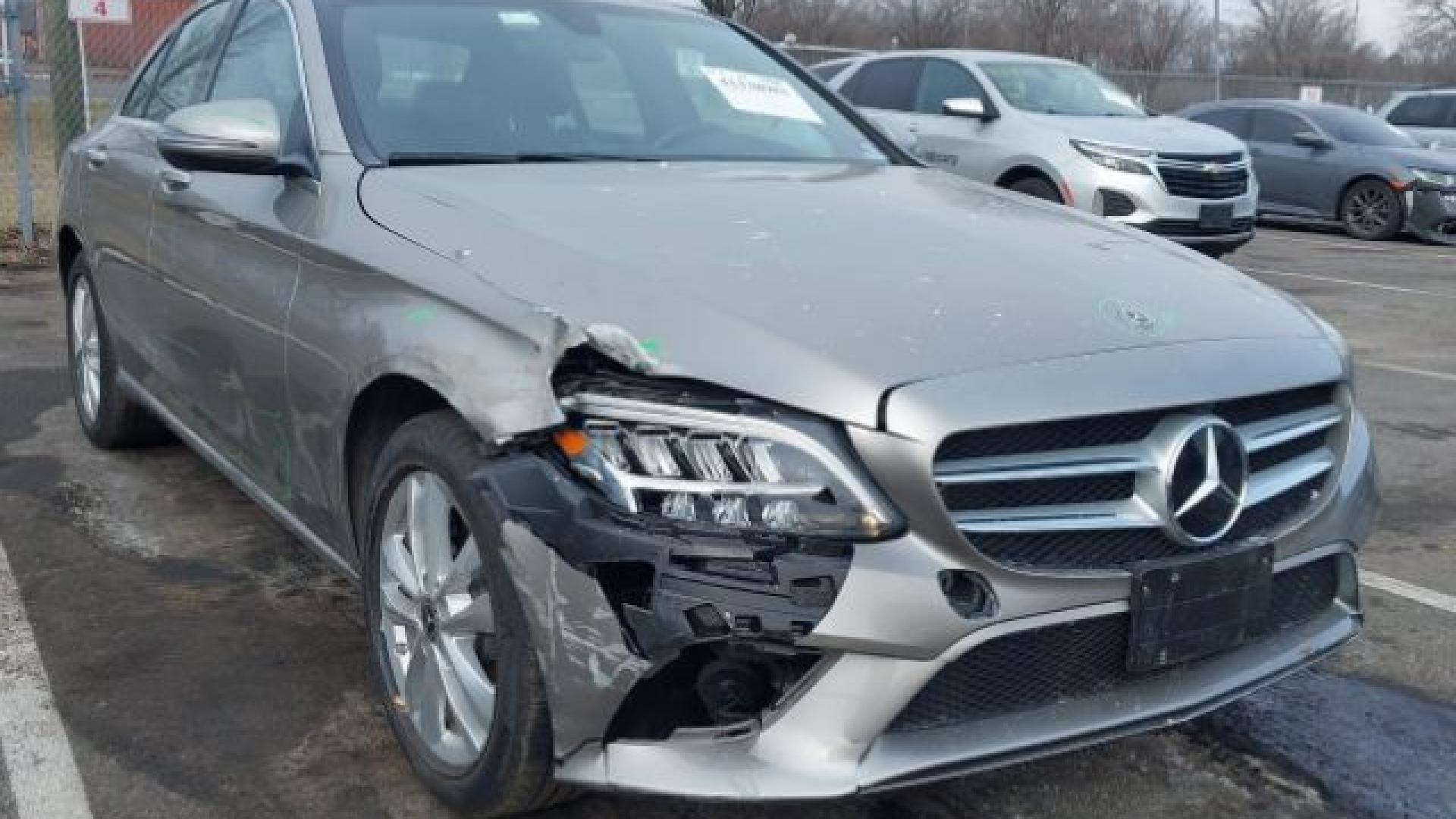 Mercedes - C300 - 2019 - Titanium - 41338981