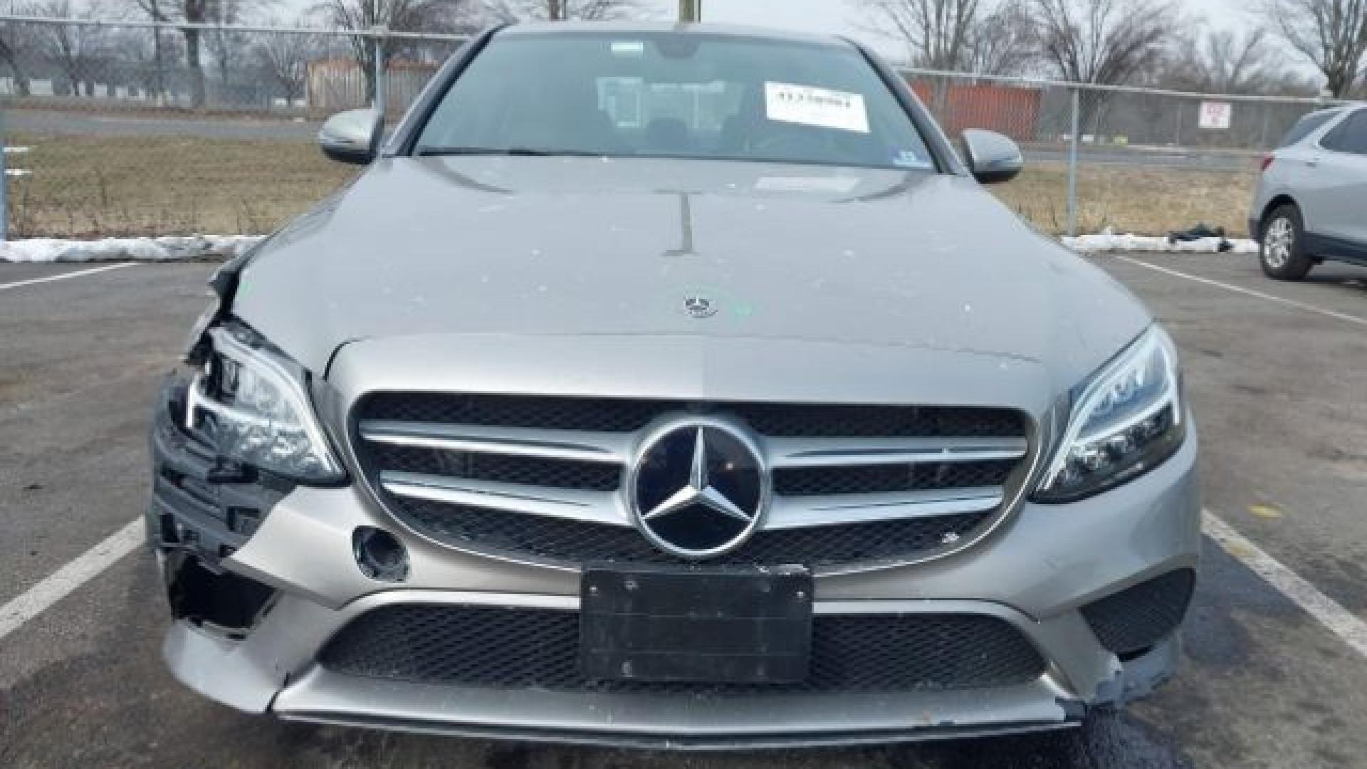 Mercedes - C300 - 2019 - Titanium - 41338981