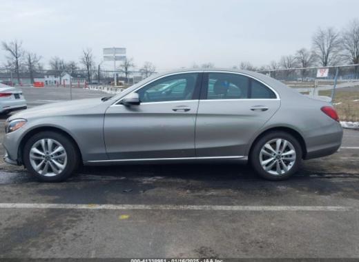 Mercedes - C300 - 2019 - Titanium - 41338981