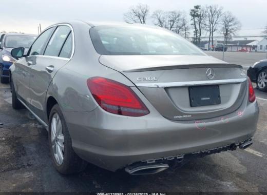Mercedes - C300 - 2019 - Titanium - 41338981