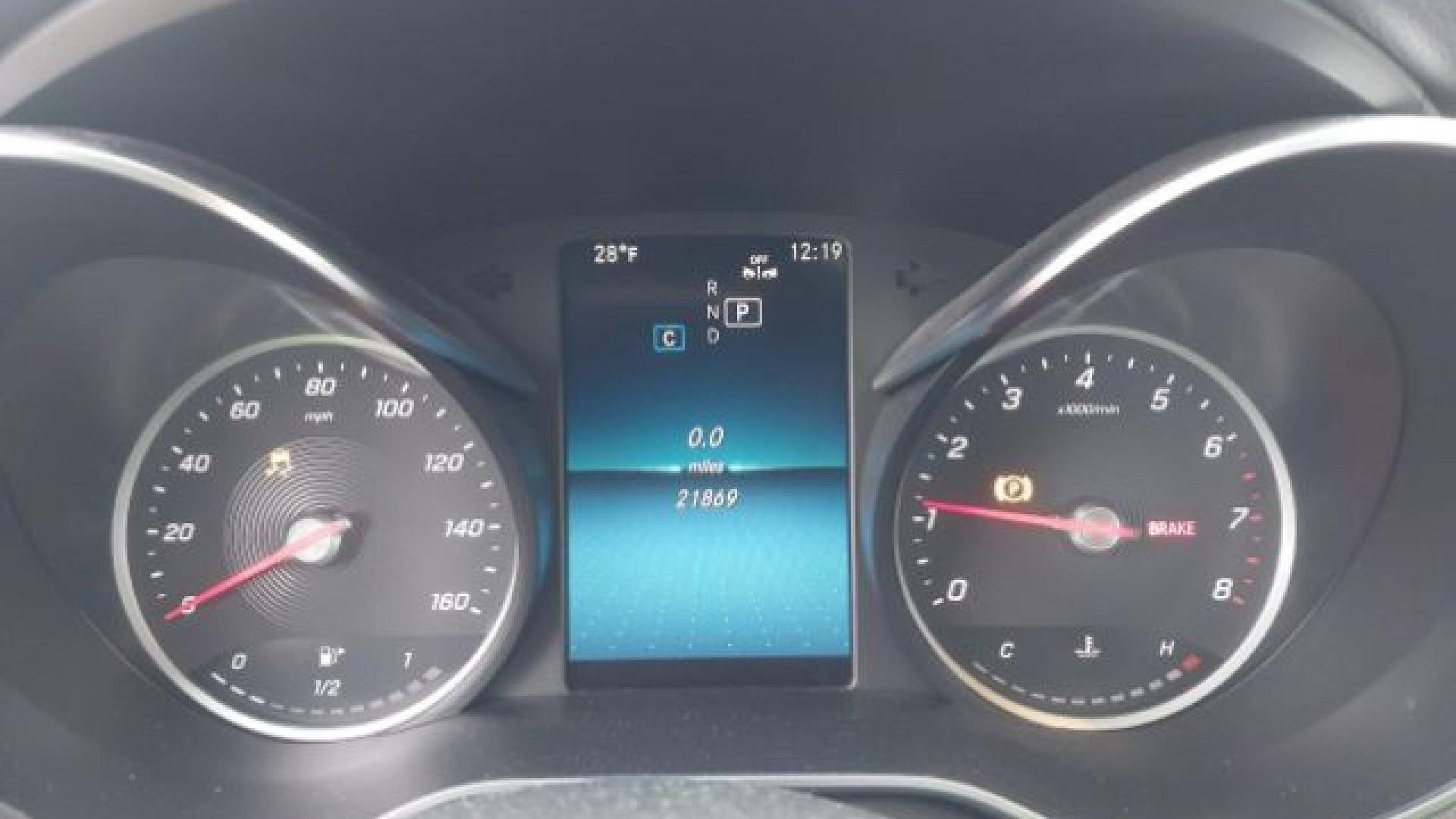 Mercedes - C300 - 2019 - Titanium - 41338981