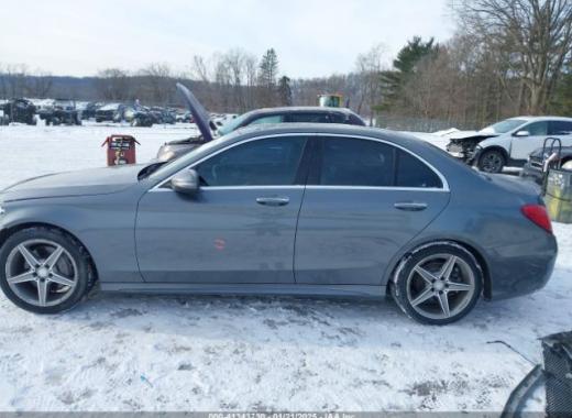 Mercedes - C300 - 2017 - Grey - 41343730