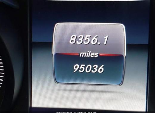 Mercedes - C300 - 2017 - Grey - 41343730