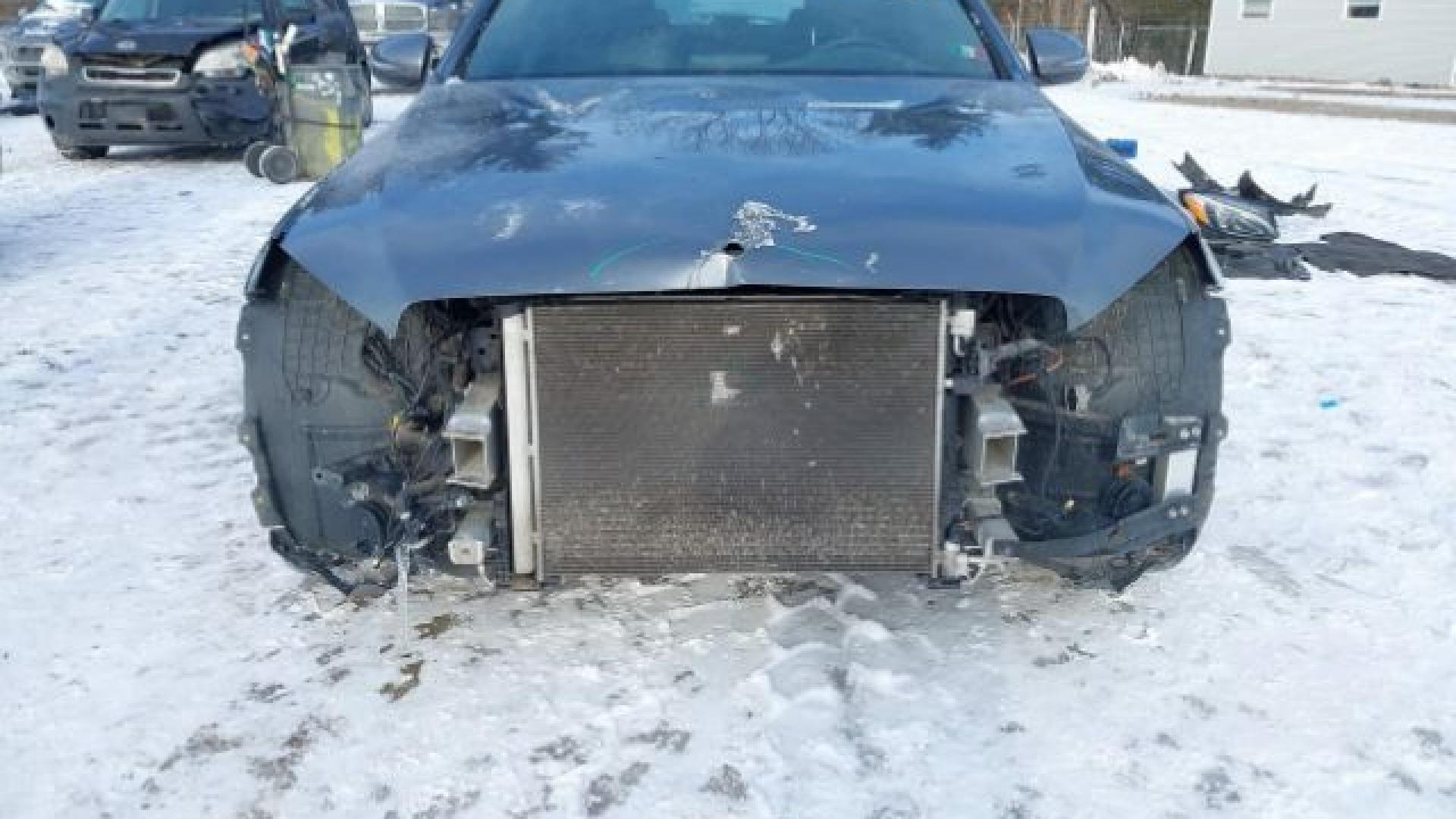 Mercedes - C300 - 2017 - Grey - 41343730