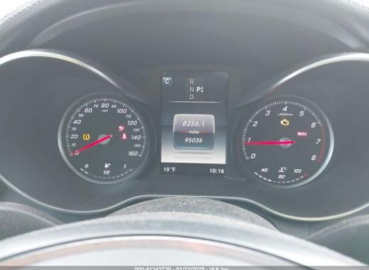 Mercedes - C300 - 2017 - Grey - 41343730