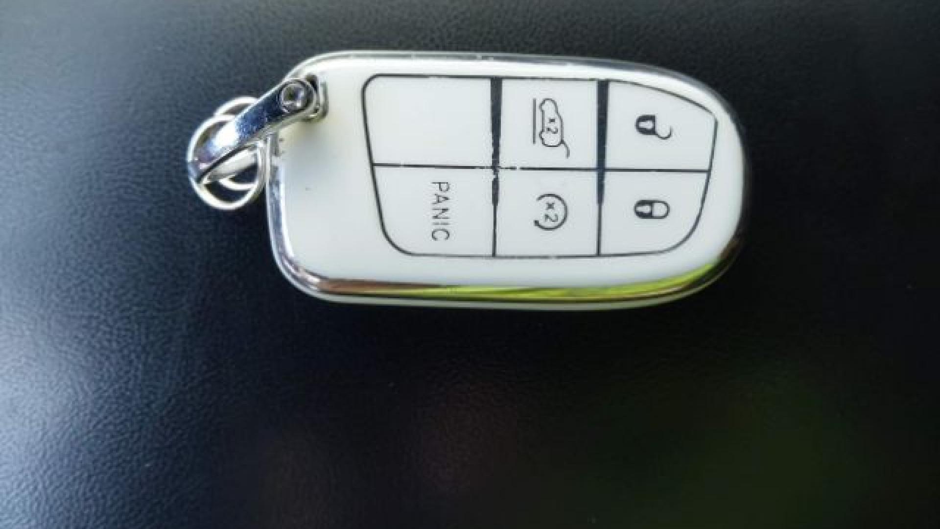 Jeep  - Grand Cherokee - 2017 - Grey - 41367874