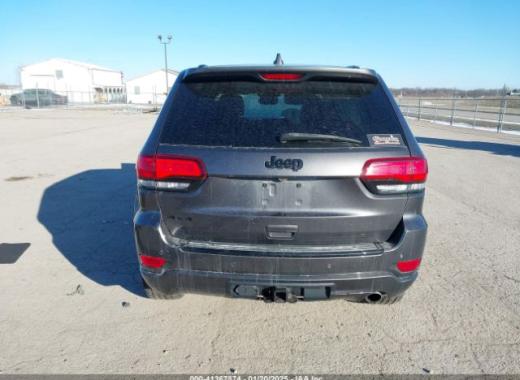 Jeep  - Grand Cherokee - 2017 - Grey - 41367874