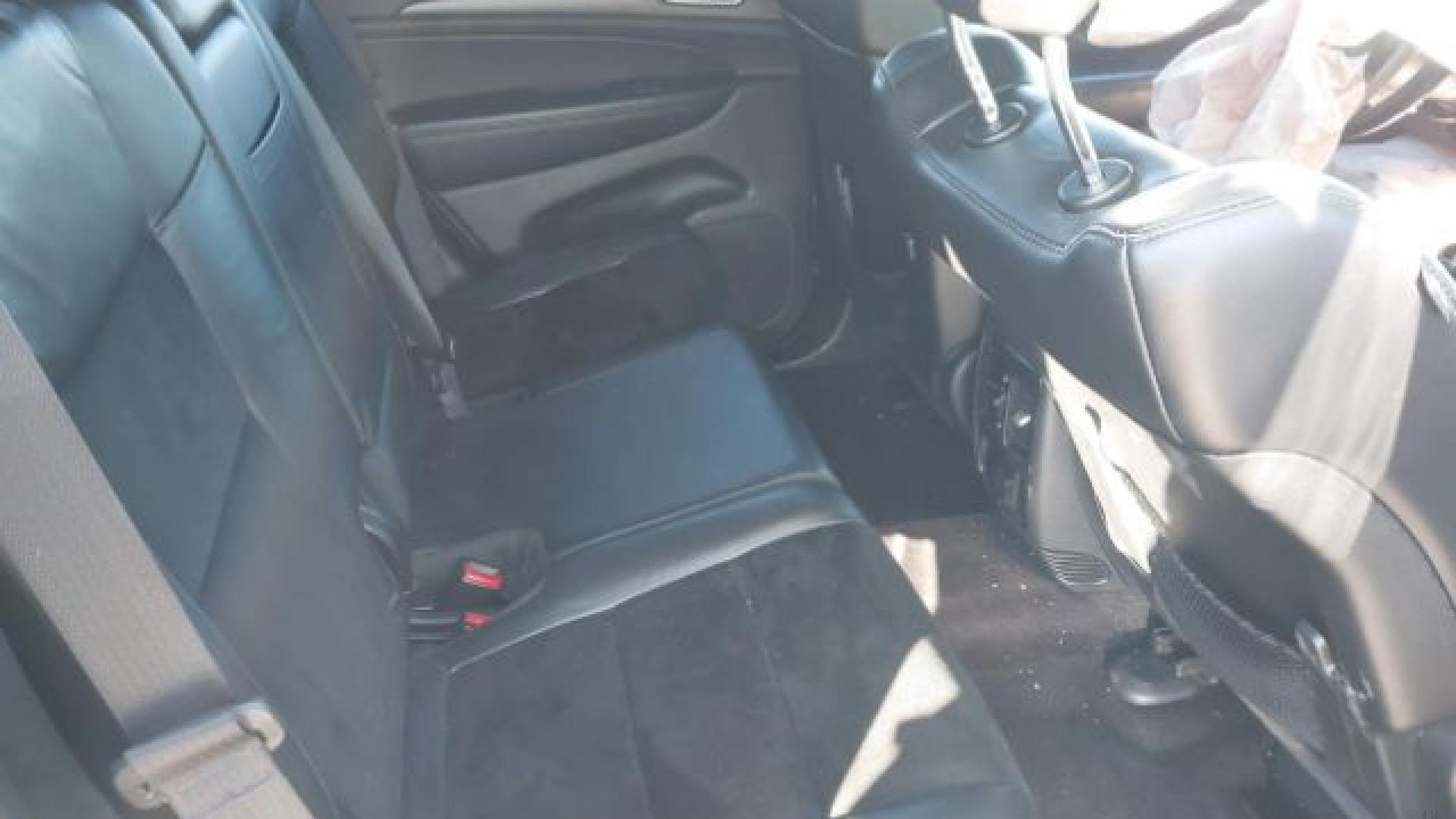 Jeep  - Grand Cherokee - 2017 - Grey - 41367874