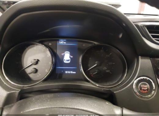 Nissan  - Rogue - 2018 - Silver - 41400786