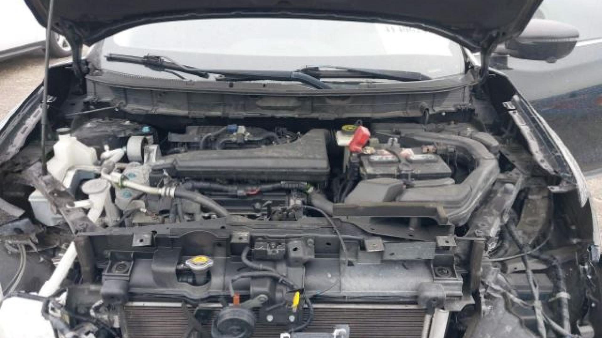 Nissan  - Rogue - 2017 - Black - 41406240