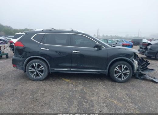 Nissan  - Rogue - 2017 - Black - 41406240