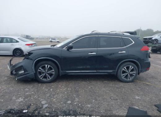 Nissan  - Rogue - 2017 - Black - 41406240