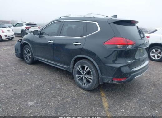 Nissan  - Rogue - 2017 - Black - 41406240