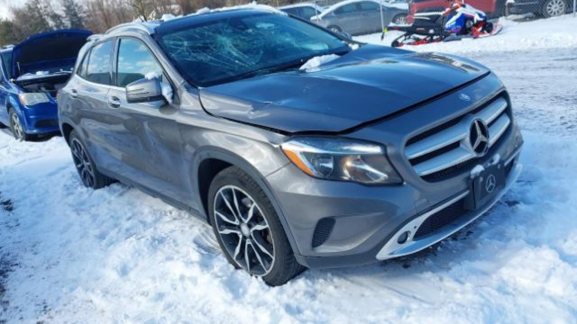 Mercedes - Gla  - 2017 - Grey - 41444683